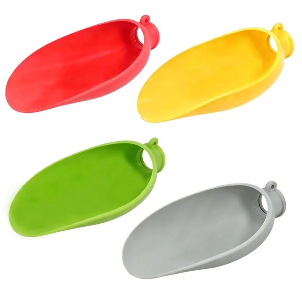 Portable Leaf Pet Water Bowl - Leakproof Outdoor Feeder